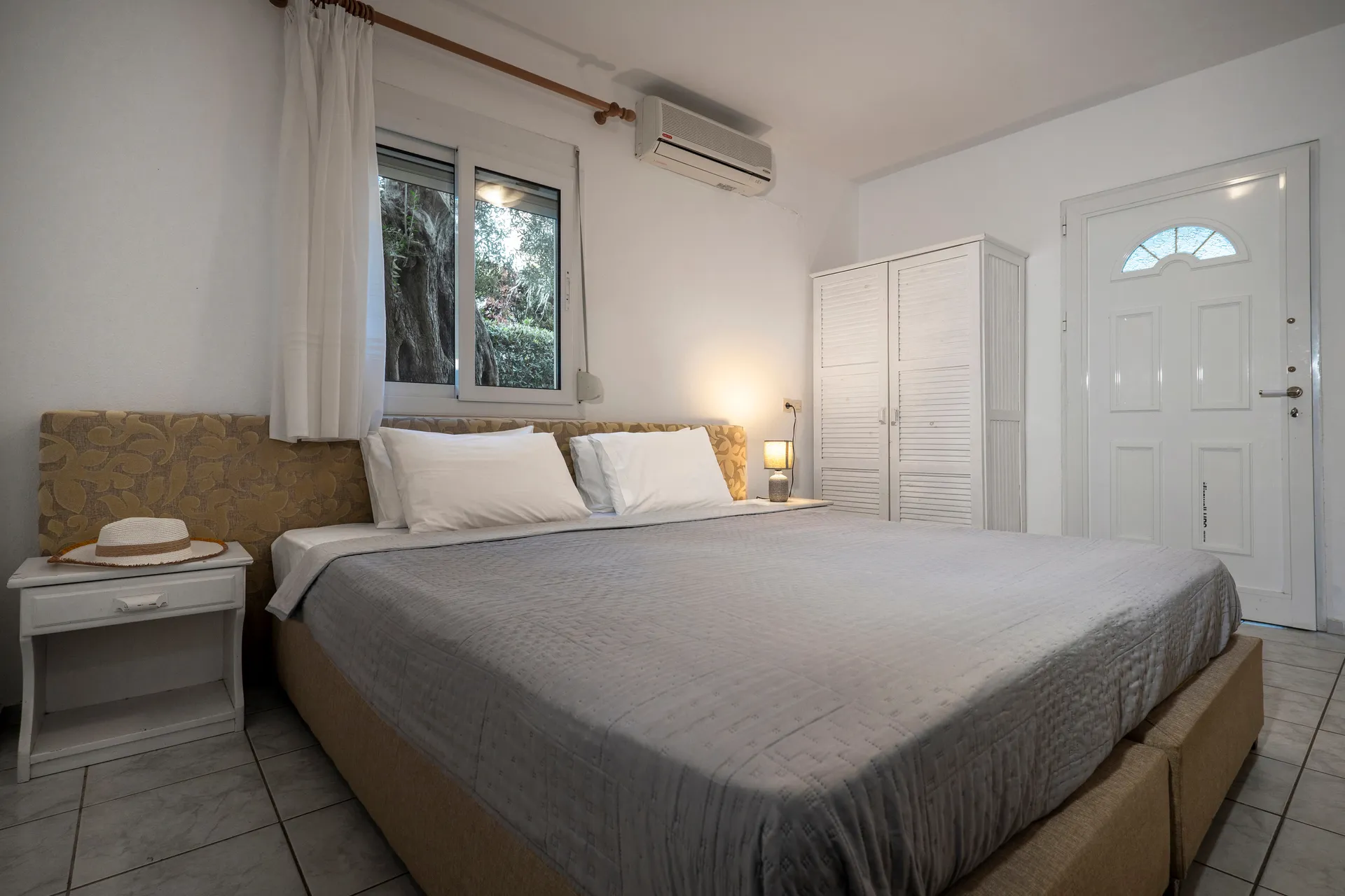 Tiara Holidays - Dionisos Resort - Economy Double room - bedroom